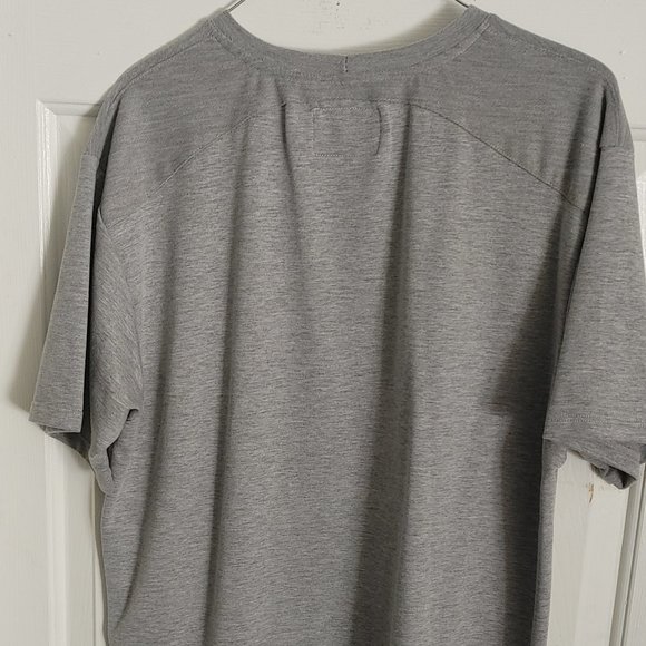 WCSP Men's Size XL Short Sleeve Shirt Elongated Hem Extended Rounded Tail Grey - Picture 3 of 8